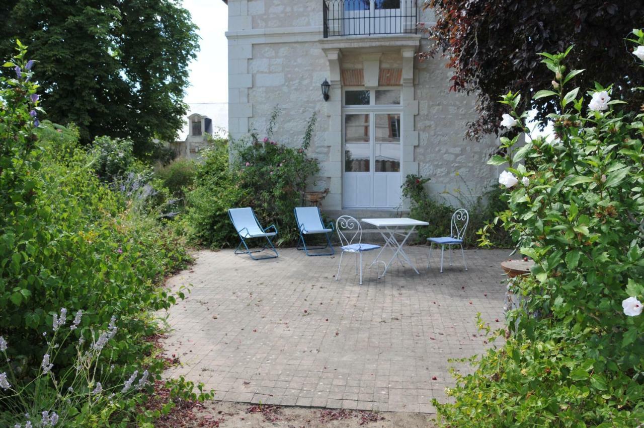 La Terrasse De L'Orangerie Du Chateau - Art Nouveau - Gite 2 Personnes Brain-sur-Allonnes Exterior foto